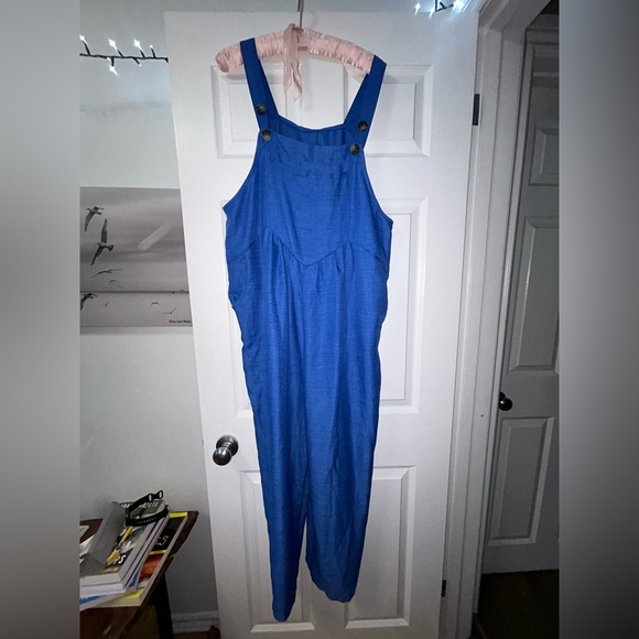 Overalls - Picture 2 of 8